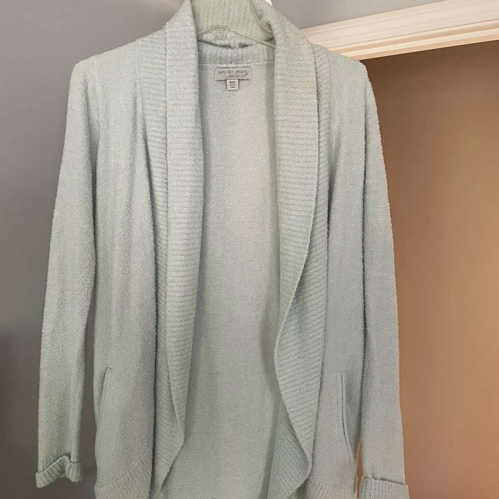 Size xs/s barefoot dreams baby blue cardigan.